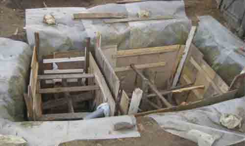 Un exemple de dispositif indépendant d'une fosse septique monolithique en béton