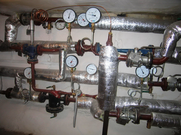 Compteurs domestiques communs pour le chauffage : apprendre à économiser dans un immeuble