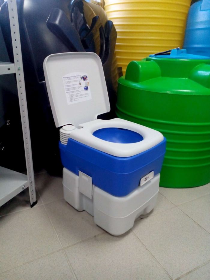 Comment choisir un placard sec pour une résidence d'été: conseils pour choisir et revoir les meilleurs modèles