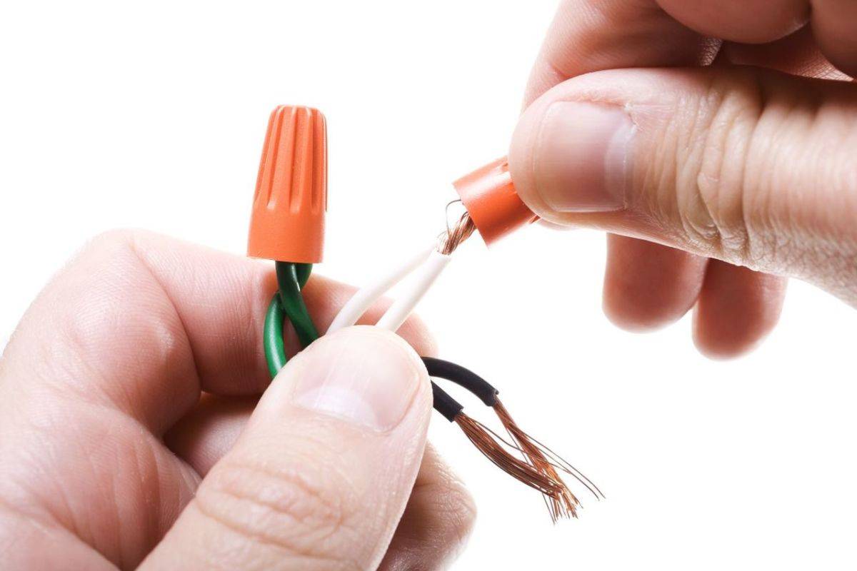 Diverses options pour connecter des fils toronnés