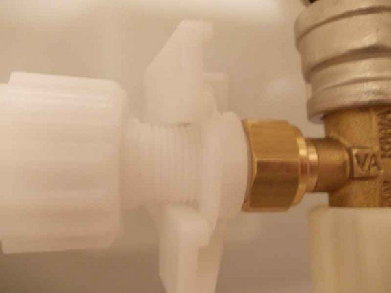 Installation de toilettes suspendues: nous analysons les nuances de la technologie d'installation