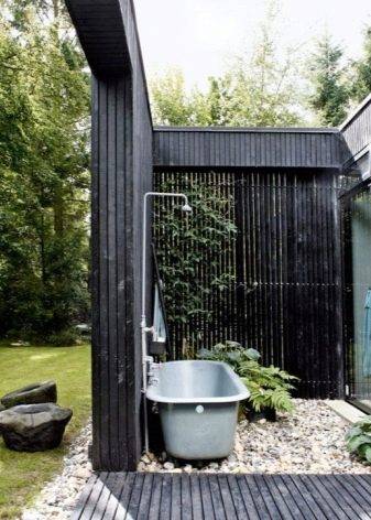 Réservoir pour une douche d'été : conseils pour choisir un modèle fini + comment construire un produit fait maison