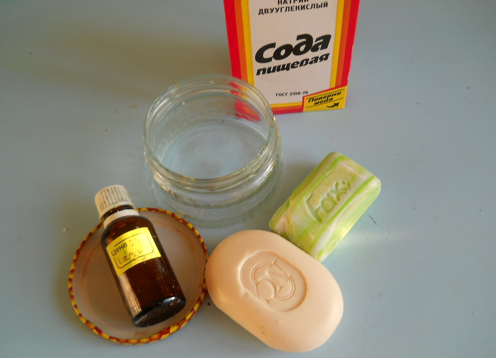 Comment faire votre propre détergent à vaisselle liquide