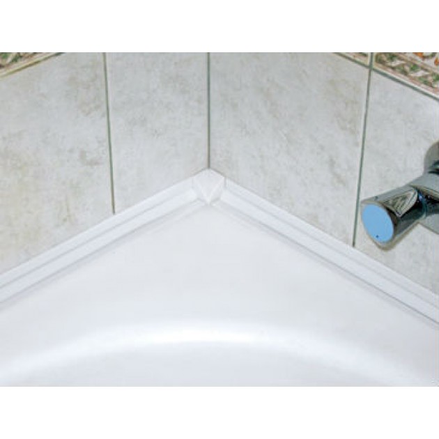 Bande de bordure de salle de bain. aperçu des solutions et des types de matériaux