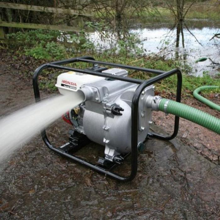 Comment choisir une pompe fécale pour une résidence d'été: un aperçu des types et des règles de sélection des équipements