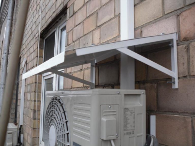 Visière pour climatiseur: options de protection, disposition d'un auvent - pour les agriculteurs et les résidents d'été