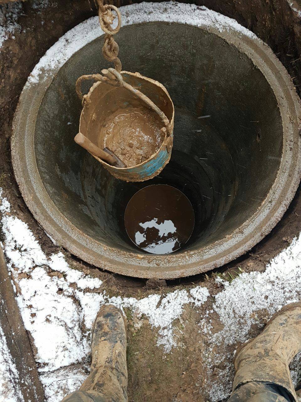 Nettoyer un puits du limon et du sable - 4 méthodes éprouvées avec des instructions !