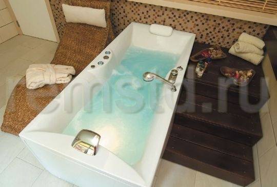 Technologie d'installation de jacuzzi à l'intérieur et à l'extérieur : instructions étape par étape