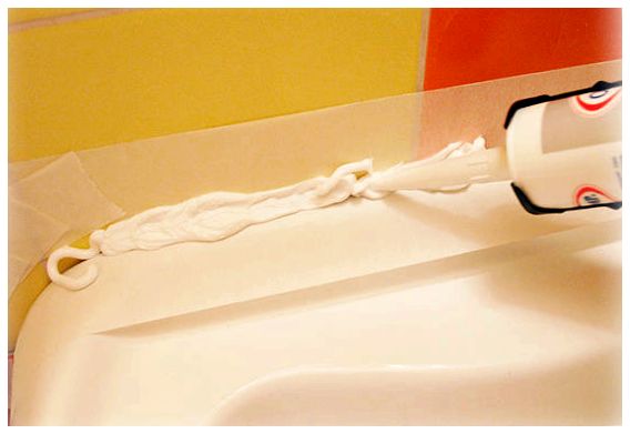 Comment coller une bordure sur une baignoire : analyse des règles de pose + notice de pose