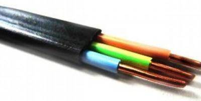 Raccordement d'une cabine de douche aux égouts et à l'approvisionnement en eau: instructions étape par étape