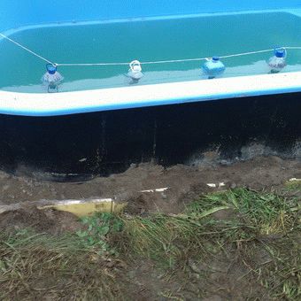 Comment préparer une piscine frame préfabriquée toutes saisons pour l'hiver ?