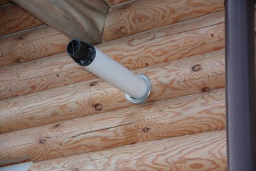 Que faire si la cheminée de la colonne de gaz gèle: des moyens efficaces de protéger la cheminée