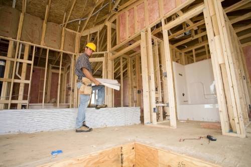 Quel câble utiliser pour le câblage dans une maison en bois: types de câbles incombustibles et leur installation en toute sécurité