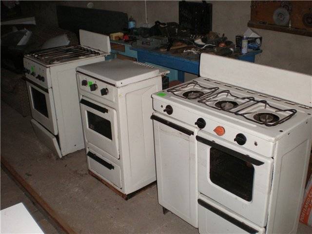 Élimination des cuisinières à gaz et des cuisinières électriques : comment et où remettre les anciens appareils de cuisine pour les recycler et réaliser un profit en même temps