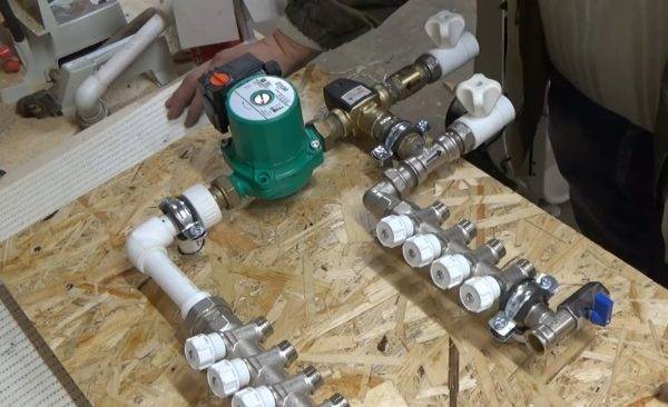 Mélangeur pour chauffage au sol: règles d'installation d'un collecteur de distribution
