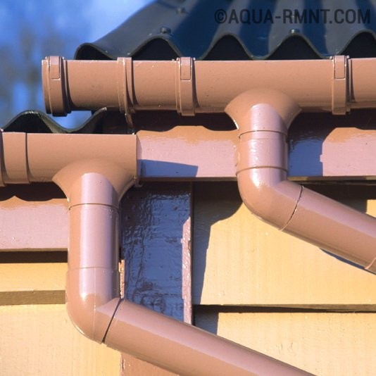 Gouttières de toit à faire soi-même : comment fabriquer un système de gouttières