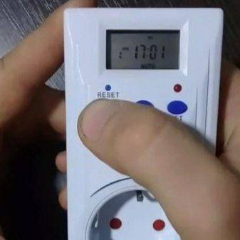 Interrupteur avec minuterie d'arrêt : comment cela fonctionne et quel type est-il préférable de choisir