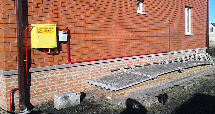 Comment gazéifier le SNT: les subtilités du raccordement des abris de jardin au réseau de gaz