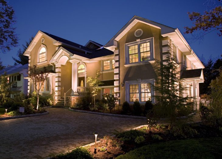 Caractéristiques de l'éclairage décoratif d'une maison de campagne
