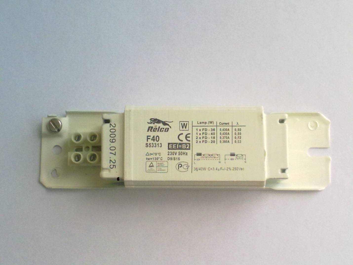 Le principe de fonctionnement d'une lampe fluorescente