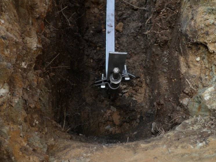 Comment faire une boucle de terre dans une maison privée de vos propres mains: schémas de mise à la terre et instructions d'installation