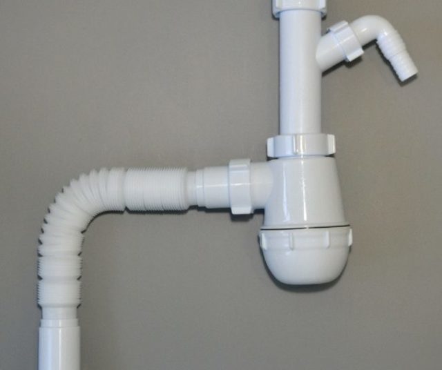 Siphon pour machine à laver: installation, types et appareil