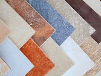 Salle de bain en panneaux plastiques : types de panneaux + petit guide de finition