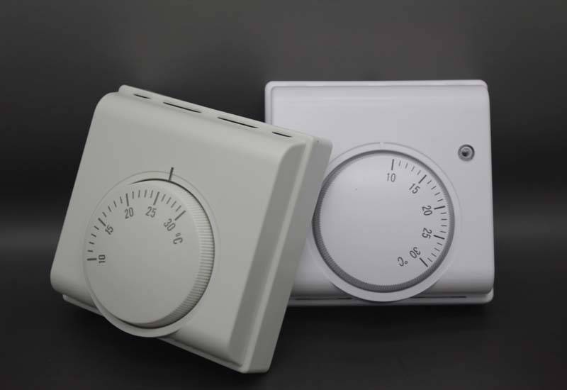 Il vaut mieux économiser du matériel et ne pas surchauffer la maison : l'utilisation d'un thermostat sans fil pour une chaudière à gaz