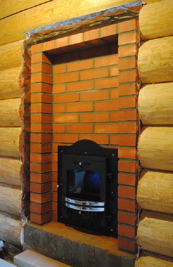 Comment faire un poêle en brique et en métal pour un bain