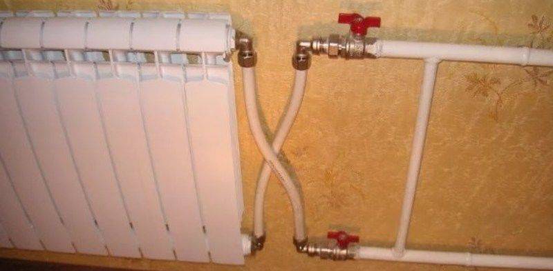 Pourquoi le radiateur de chauffage de l'appartement chauffe-t-il mal ?