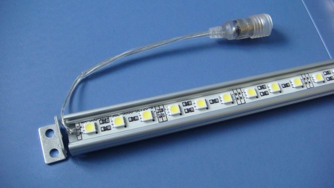 Comment choisir un transformateur pour bande LED pour 12 et 24 volts