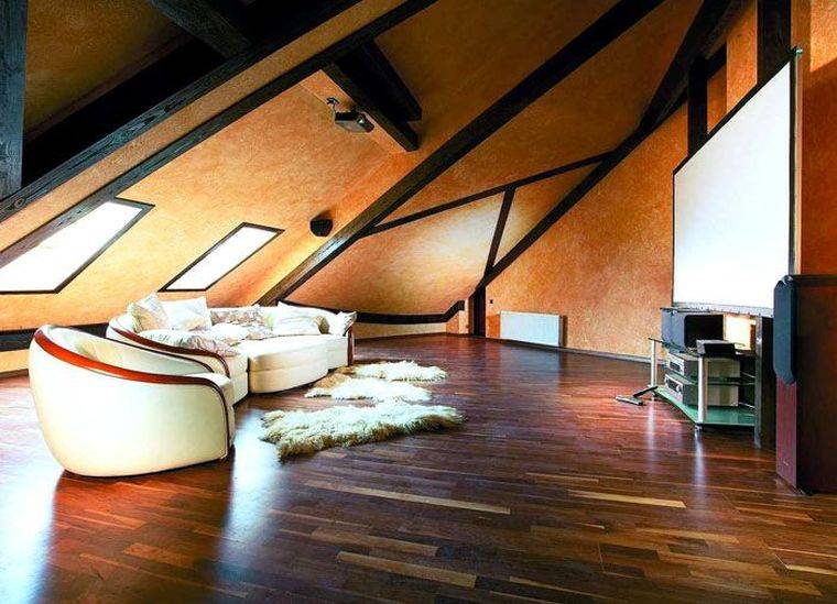 Isolation du toit des combles: un briefing détaillé sur l'installation de l'isolation thermique dans les combles d'un immeuble de faible hauteur