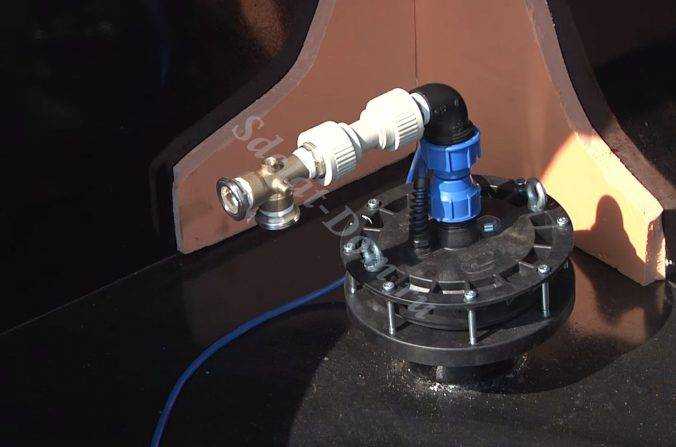 Comment fabriquer soi-même un caisson pour un puits: la construction de structures en béton et en métal