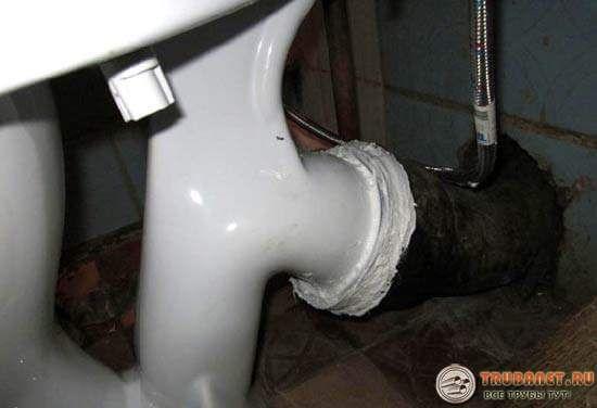 Installation de toilettes à faire soi-même: instructions étape par étape avec photo