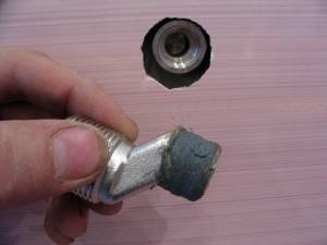 Installation du mitigeur à bord de la baignoire + rappel des avantages et inconvénients de cette option