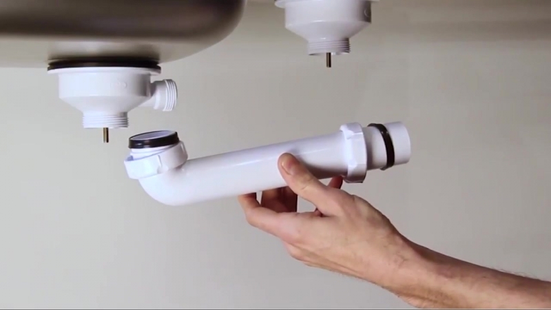 Comment installer un siphon sous l'évier de vos propres mains (vidéo)
