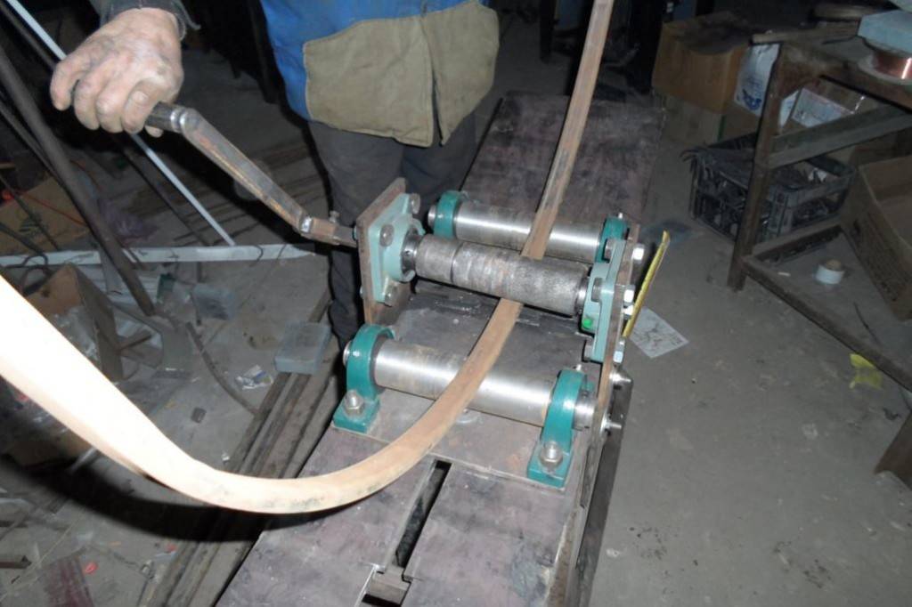 Comment plier un tuyau profilé à la maison - formation vidéo