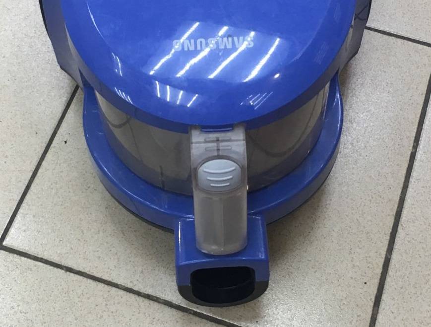 Test de l'aspirateur Samsung sc4326 : caractéristiques, avis clients + avantages concurrentiels - point j