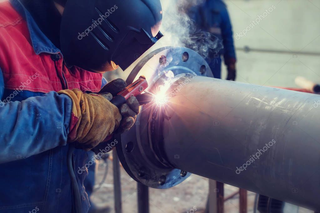 Guide "directives pour la conception, la fabrication et l'assemblage des joints de bride de montage des fermes en treillis avec des ceintures de poutres en I à large étagère"