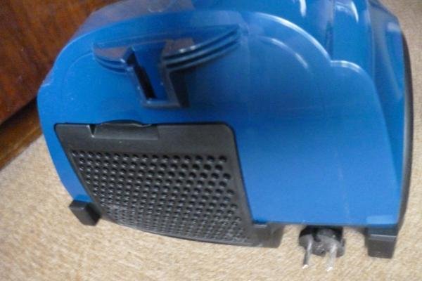 Comment démonter un aspirateur Samsung : pannes typiques + instructions détaillées pour démonter un aspirateur