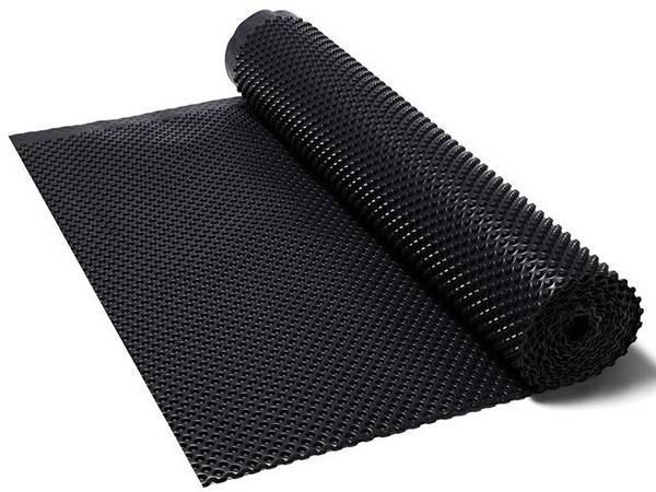 Insonoriser le plafond d'un appartement sous plafond tendu: comment bien équiper l'insonorisation