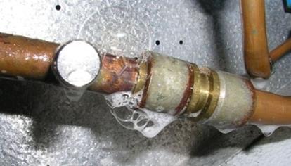 Installer une vanne sur un radiateur de chauffage