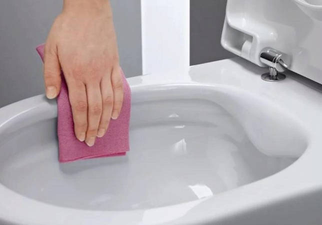 Toilettes d'angle avec réservoir: avantages et inconvénients, schéma et caractéristiques de l'installation de toilettes dans un coin