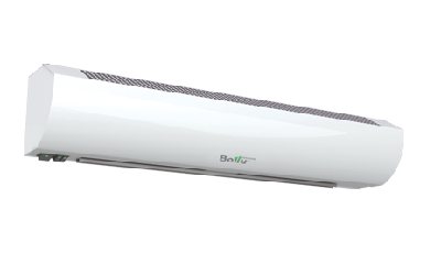 Sélection et installation d'un rideau thermique sur la porte d'entrée