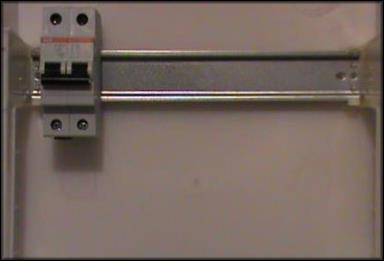 Un boîtier pour un compteur électrique dans un appartement: les nuances du choix et de l'installation d'un boîtier pour un compteur électrique et des machines