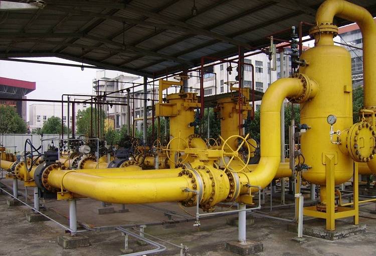 Gazoducs aériens et souterrains: caractéristiques de l'appareil et pose