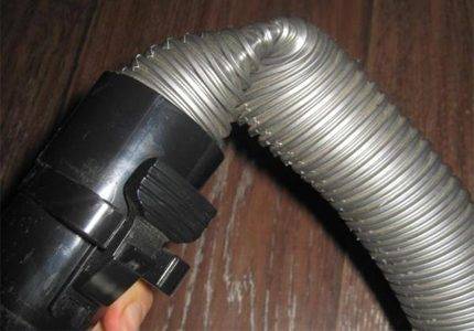 Comment réparer le tube télescopique d'un aspirateur - Ingénieur PTO