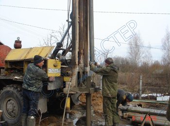 Comment retirer une pompe tombée dans un puits ?
