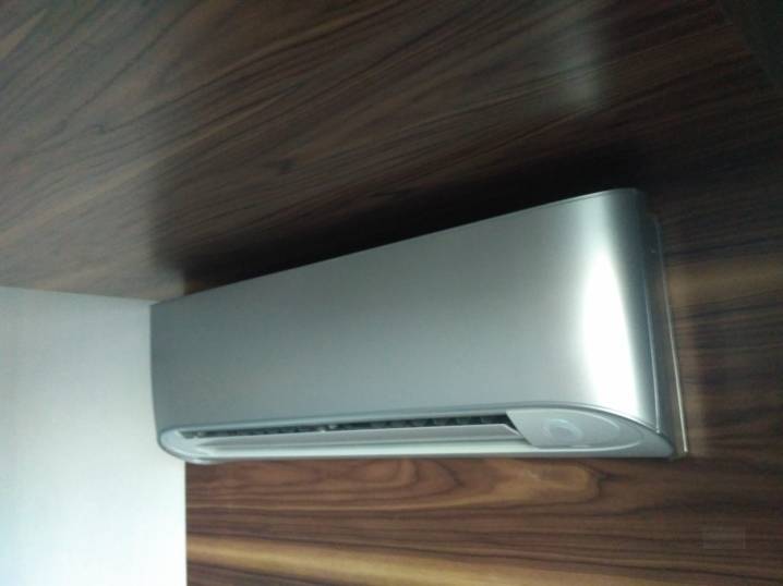 Climatisation ou système split - quel est le meilleur ? Bilan comparatif