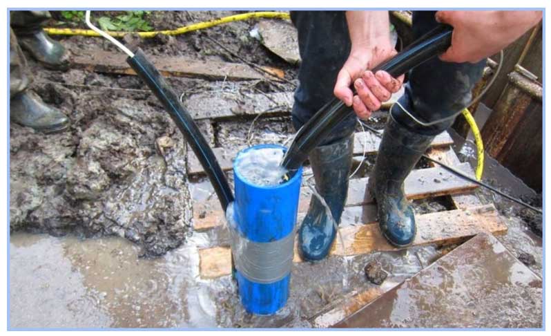 Causes du jaunissement de l'eau d'un puits dans l'air